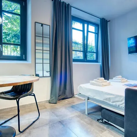 Apartment Italianflat - L'angolo Dei Navigli *